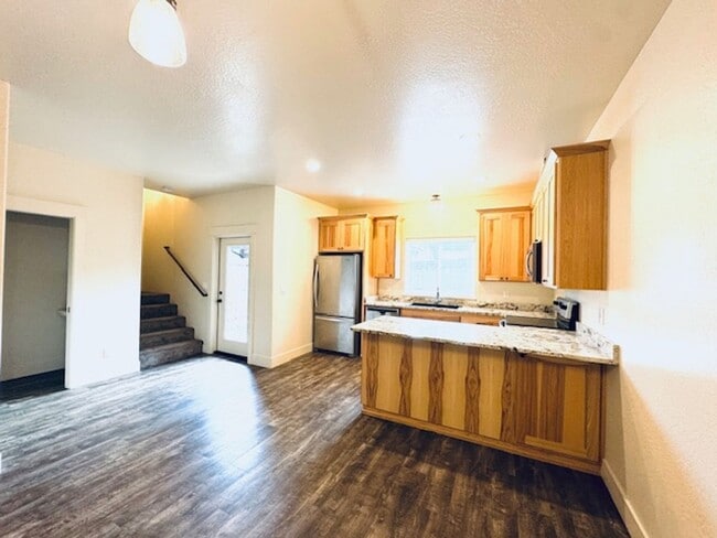 Photo - BM2613 Unit E