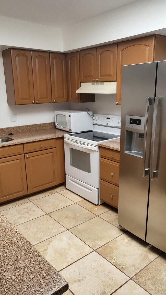 Building Photo - 235 E Scheibe Way Rental