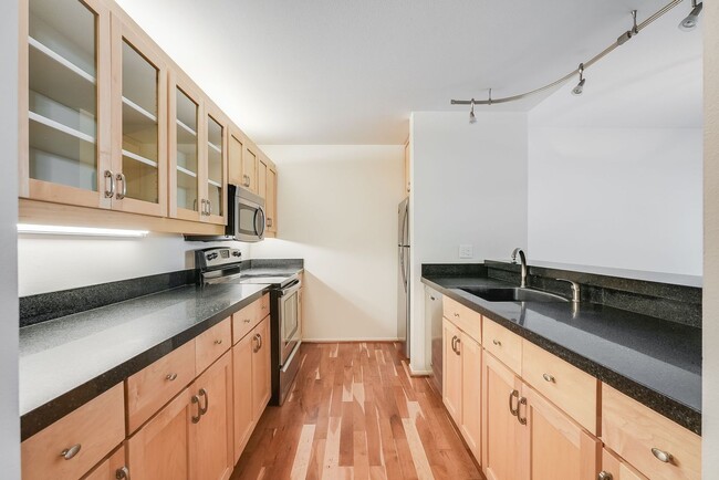 Photo - 2 Bed 2 Bath RiverPlace Waterfront Condo!