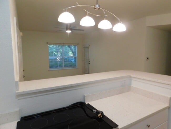 Photo - Mid Island condo for rent Unit 613