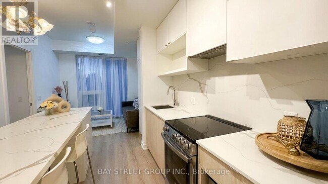 Photo - 100 Queen St E Unit 2911