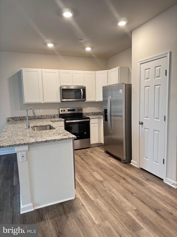Photo - 179 Caterpillar Dr