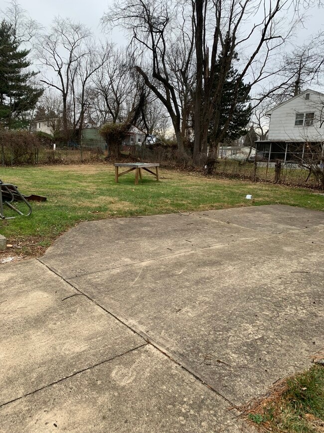 220 Inland Ave