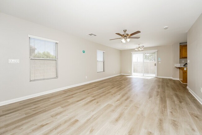 Photo - 6352 N Glenolden St