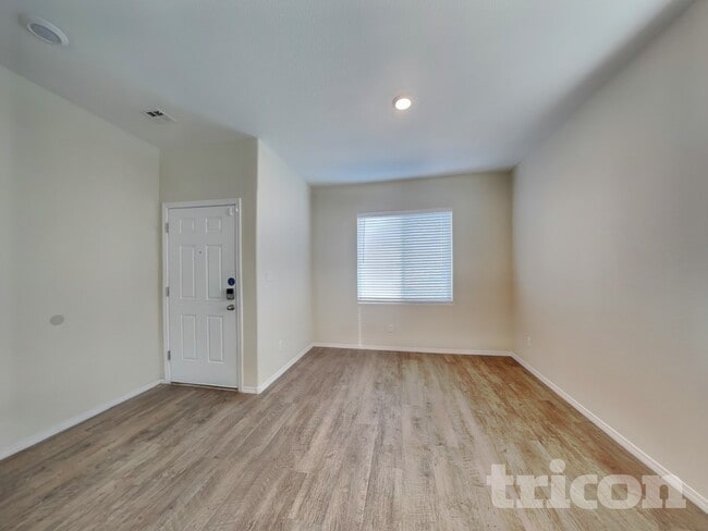 Photo - 3715 Buffalo Trail Rd NE