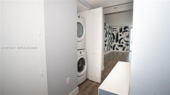 Photo - 488 NE 18th St Unidad 488 NE 18th St 2403