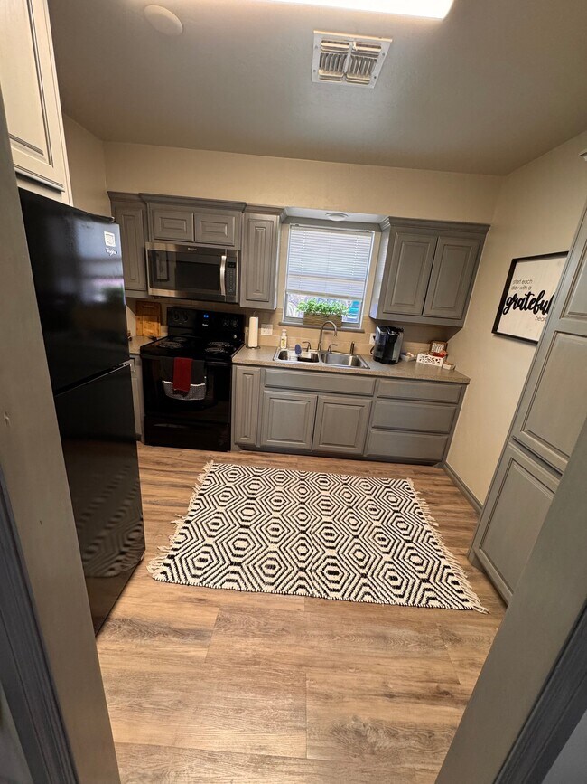 Photo - 1207 W Gore Blvd Unit 12