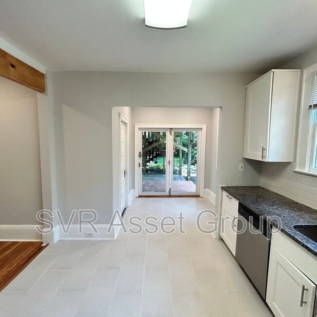 Photo - 1760 Greenwood Ave