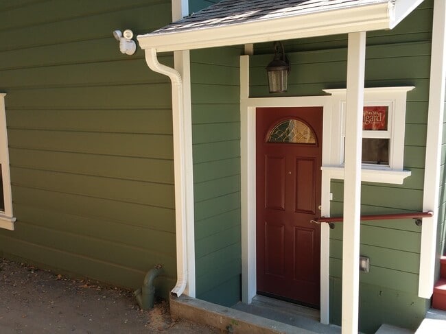 Your private entrance - 2206 Lincoln Ave Unit B