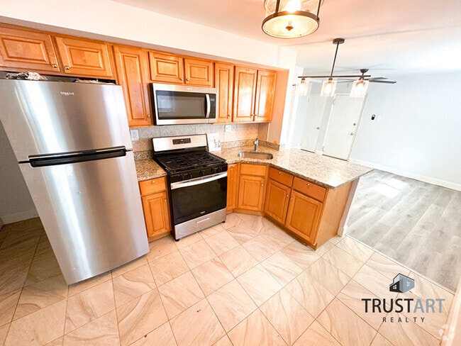 Building Photo - 2 Bedroom condo in Bustleton Philadelphia Unit 18