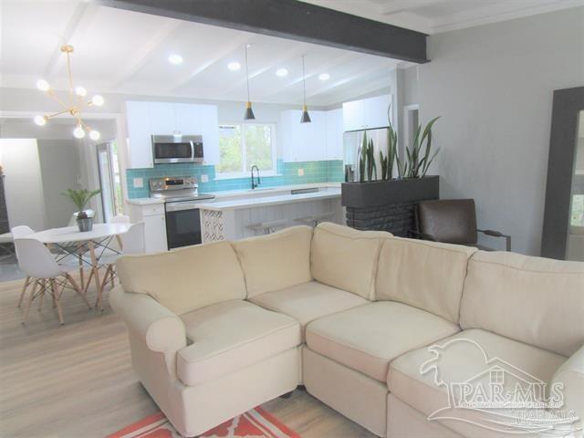 Photo - 814 Woodland Dr