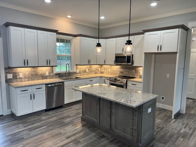 Photo - Modern 3-bed/2-bath!