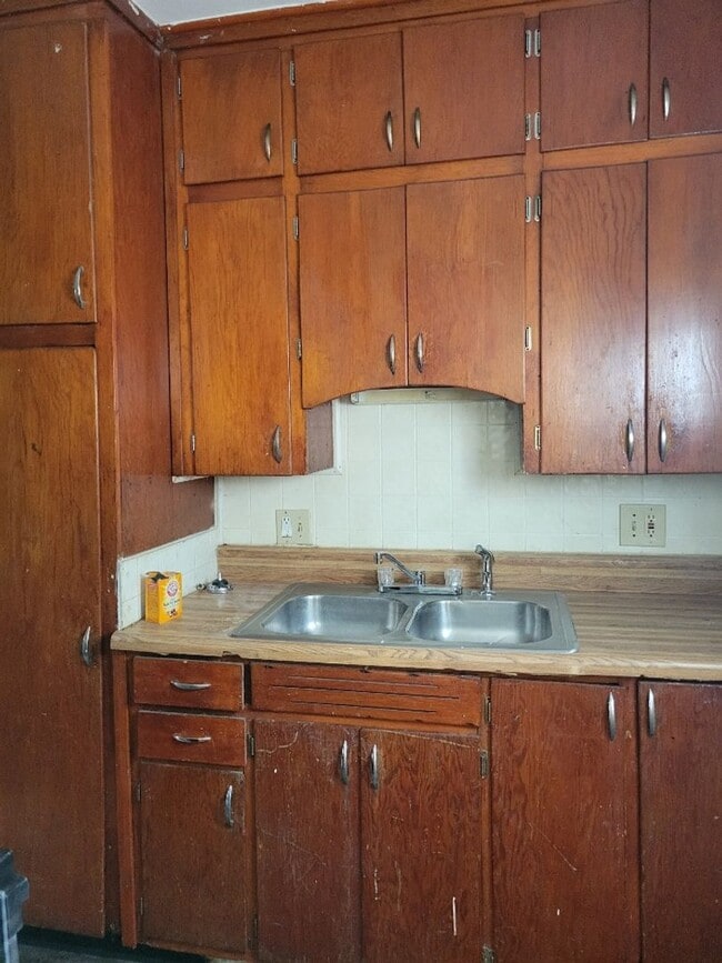 Photo - 5204 Scarritt Ave