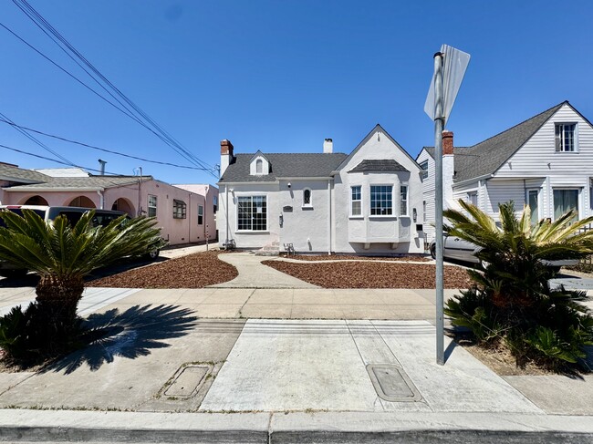 Photo - 1835 108th Ave
