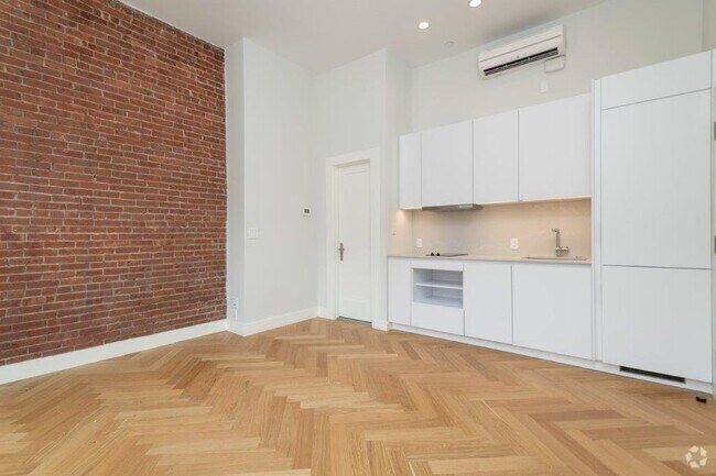 Building Photo - 461 Massachusetts Ave Rental