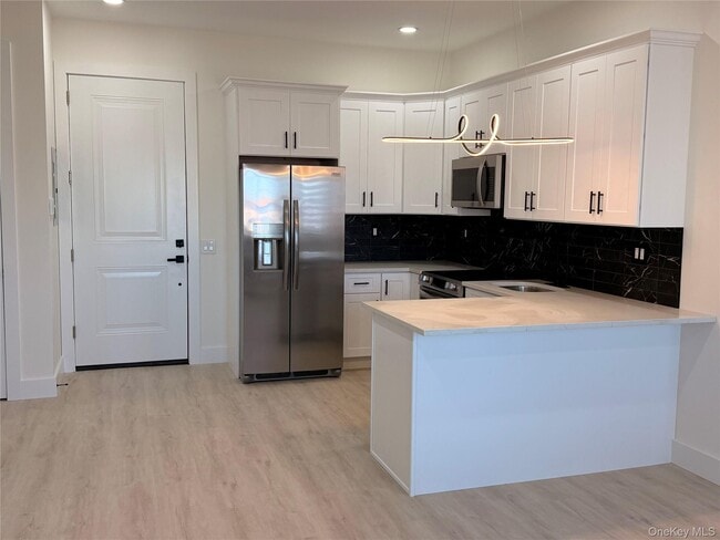 Building Photo - 3255 Lawson Blvd Unit 202