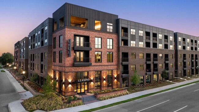Building Photo - Aura Main Street Rental