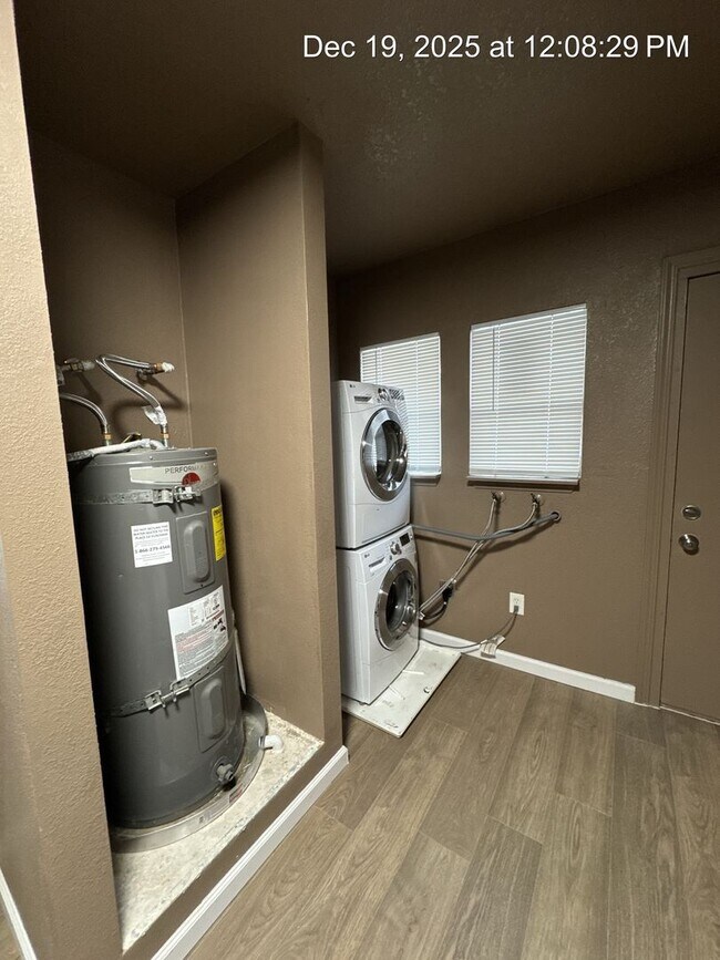 Photo - 4131 Unit 435#B