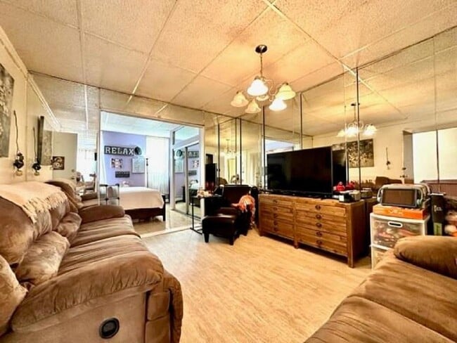 Photo - 599 Carroll St Unit 3