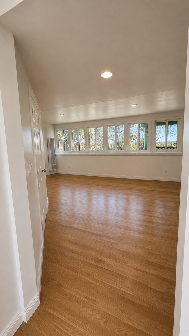 Photo - 1404 San Remo Dr