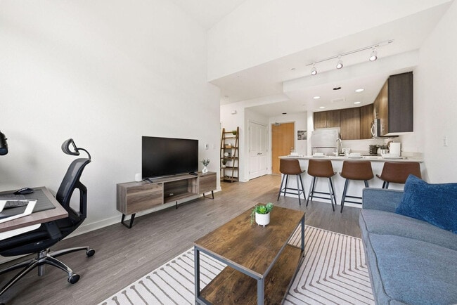 Photo - 1155 4th St Unidad FL6-ID1341332P