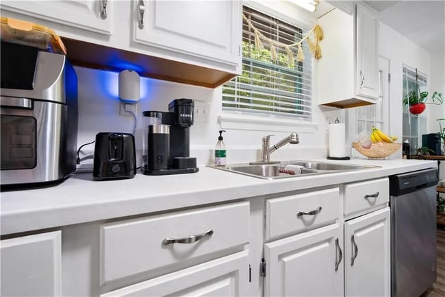 Photo - 128 Du Rhu Dr