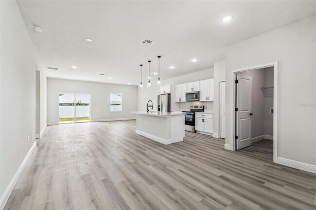 13053 SW 36th Ct