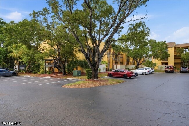 Photo - 2925 Winkler Ave Unit 920
