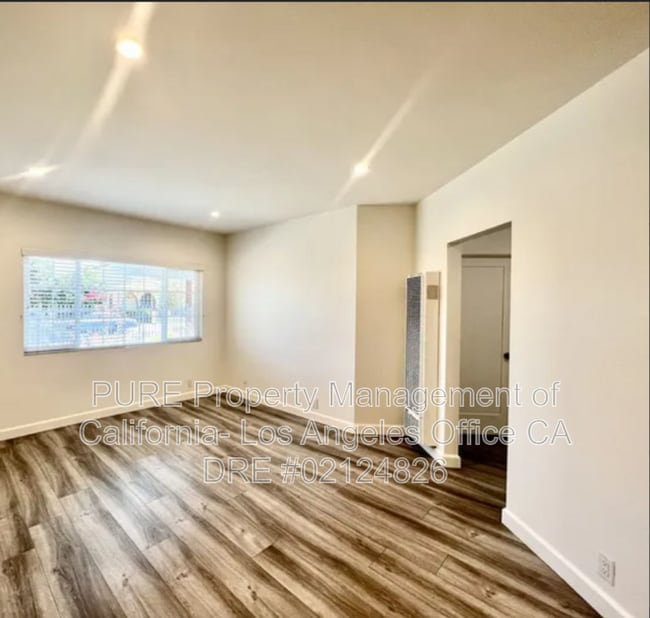 Photo - 1639 W 205th St Casa