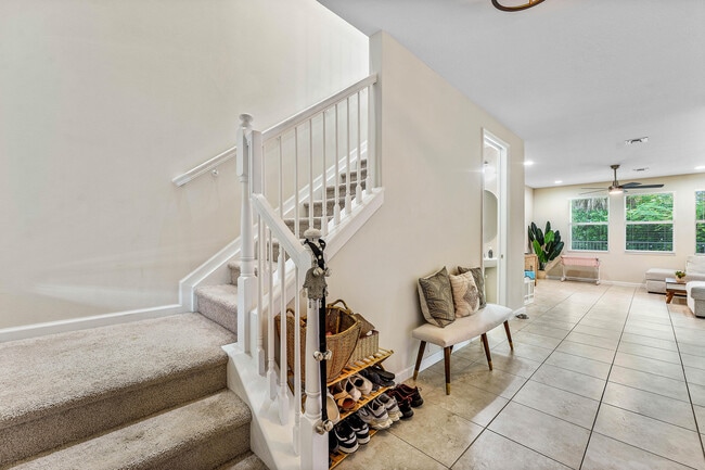 Photo - 16280 Oakview Dr