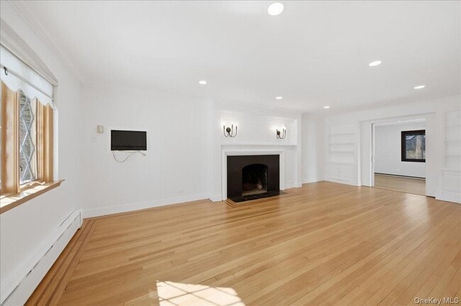 Photo - 54 Vernon Pkwy