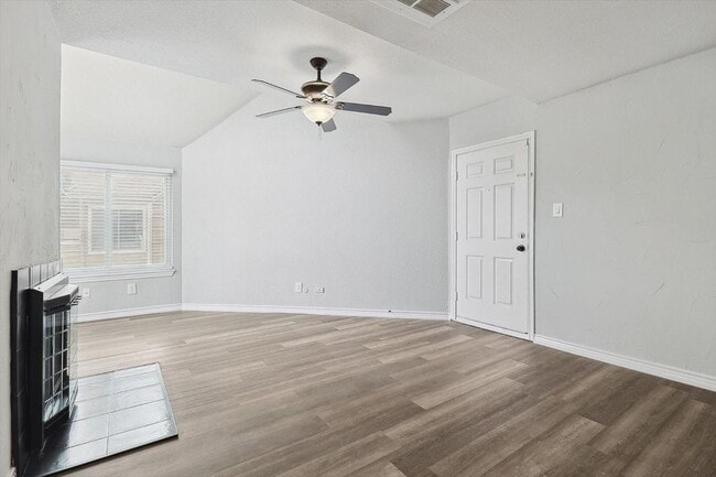 Photo - 9805 Walnut St Unidad C206