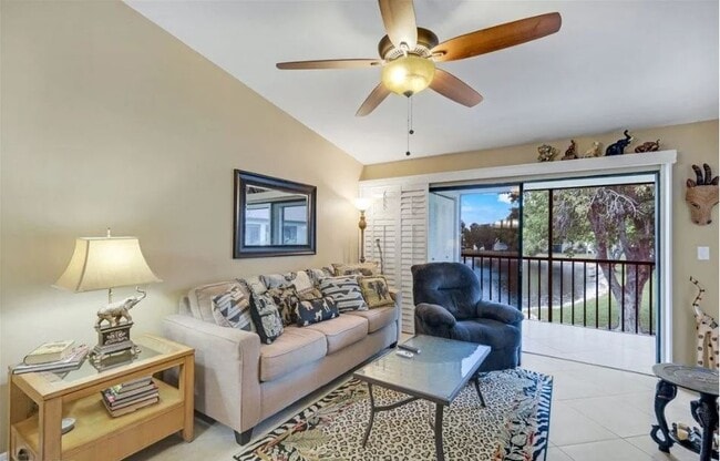 Photo - 9270 Lake Park Dr