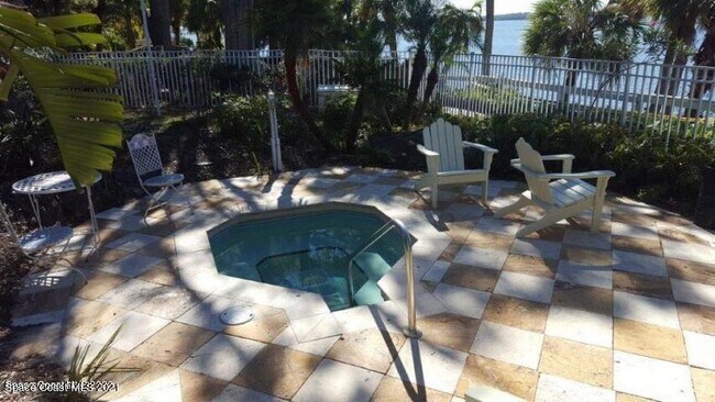 Photo - 225 S Tropical Trail