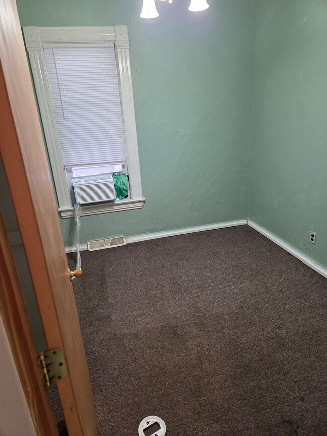 Photo - 410 W Lapeer St