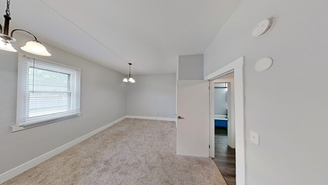 Photo - 902 Oak St