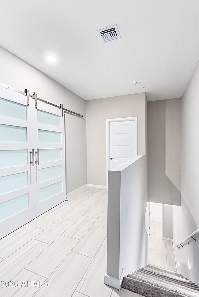 Photo - 2134 W Harmont Dr