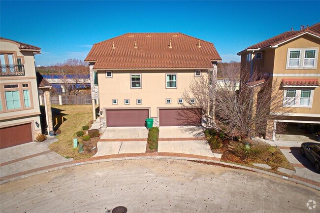 Building Photo - 4132 Boardwalk Blvd Rental