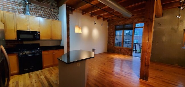 Photo - 2960 Inca St Unit 318