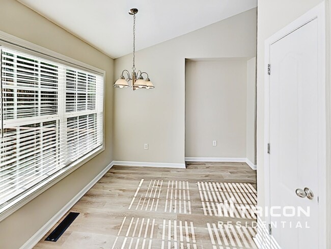 Photo - 166 Millwheel Dr
