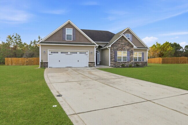 Photo - 124 Regatta Way