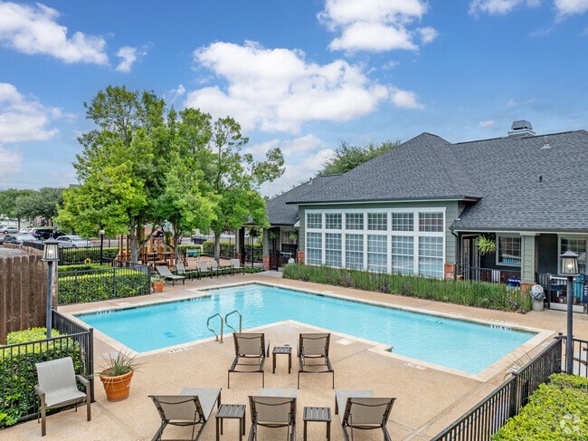 Building Photo - Oaks at Georgetown