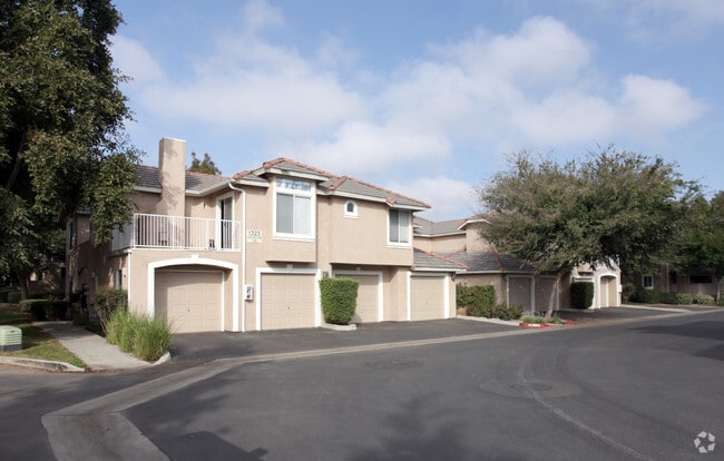 Photo - Le Provence at the Dominion