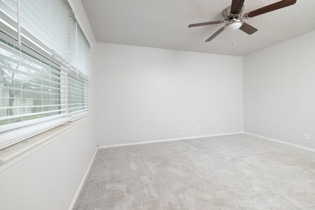 Photo - Remodeled Townhome with Granite & Stainless appliances