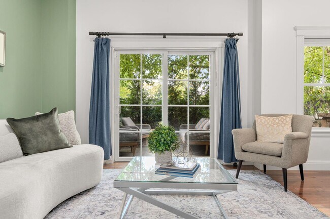 Photo - 61 Bolton St Unidad 102