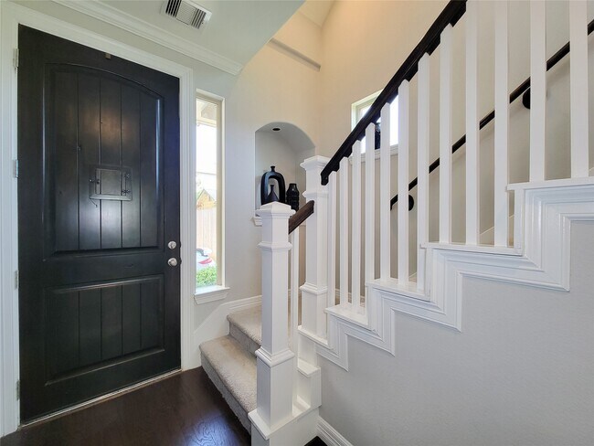 Photo - 432 N Live Oak St