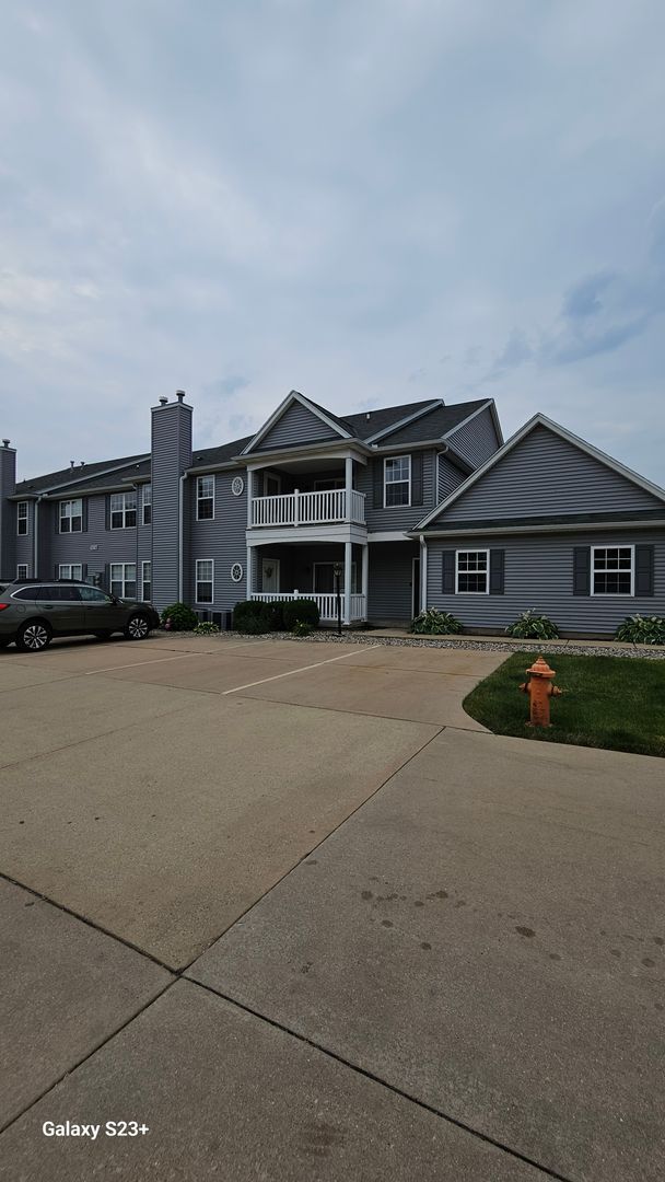 Photo - 3030 E Stillwater Landing