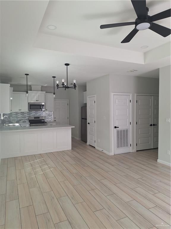 1019 N Clarence Ave Unit 2