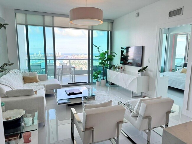 Photo - 900 Biscayne Blvd Unidad 5005