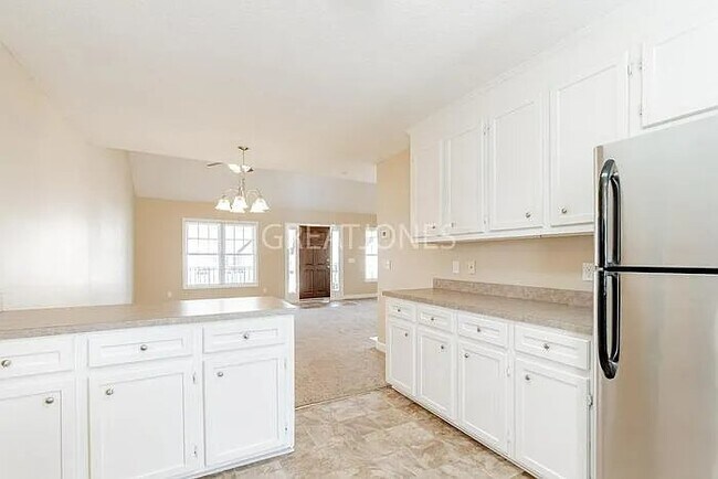 Photo - 6 Ashley Brook Ct